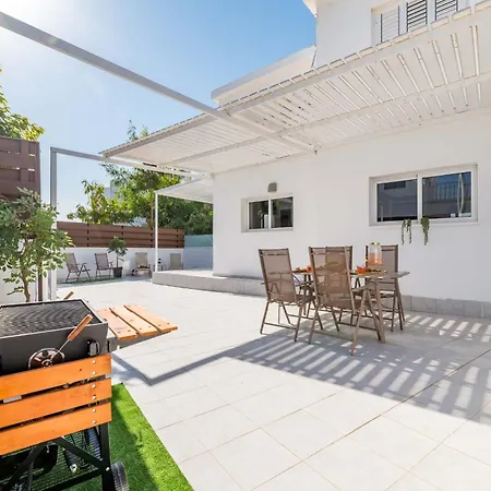 Napa Centro Αγία Νάπα