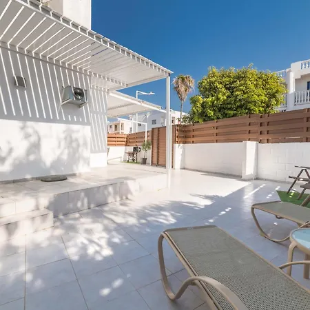Napa Centro Apartment Ayia Napa